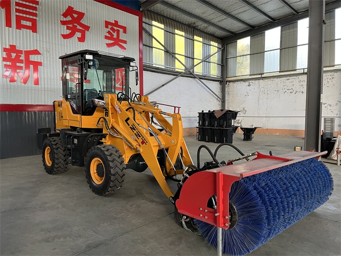 四驱装载机
