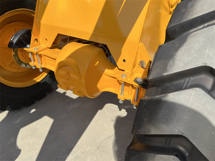 金刚加重型铸钢一体轮边减速车桥